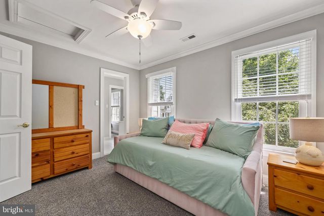 8050 AMSTERDAM CT, Gainesville, VA 20155