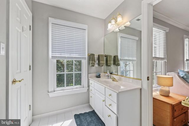 8050 AMSTERDAM CT, Gainesville, VA 20155