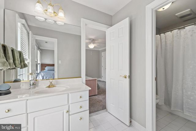 8050 AMSTERDAM CT, Gainesville, VA 20155
