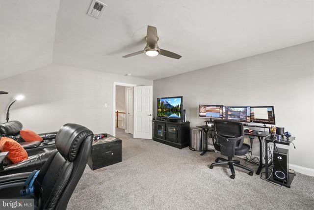 8050 AMSTERDAM CT, Gainesville, VA 20155