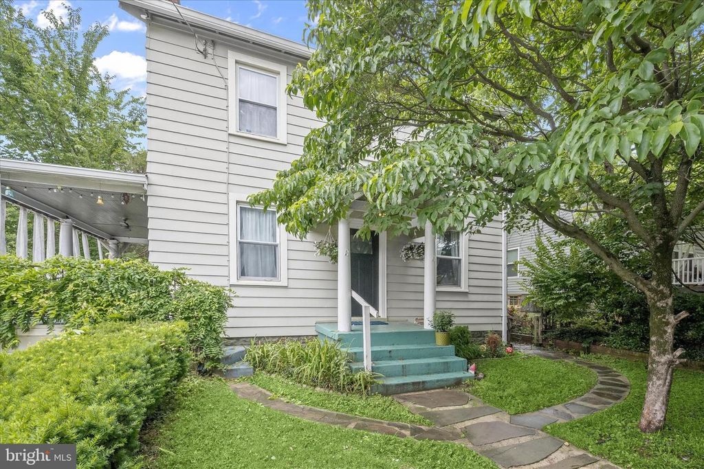 4010 INGRAHAM ST, Hyattsville, MD 20781