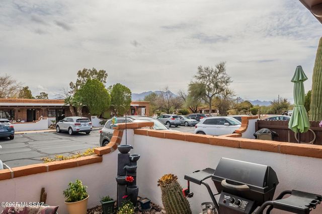 444 S Paseo Quinta Apt D, Green Valley, AZ 85614