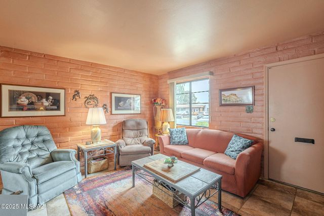 444 S Paseo Quinta Apt D, Green Valley, AZ 85614