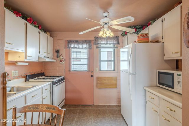 444 S Paseo Quinta Apt D, Green Valley, AZ 85614