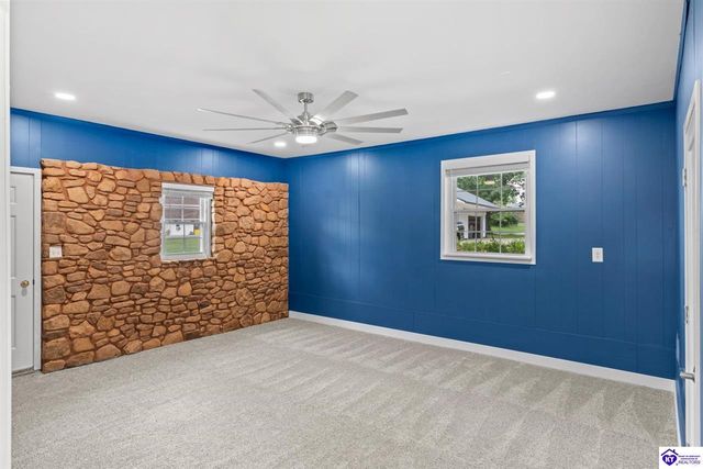 1402 Deckard School Road, Rineyville, KY 40162