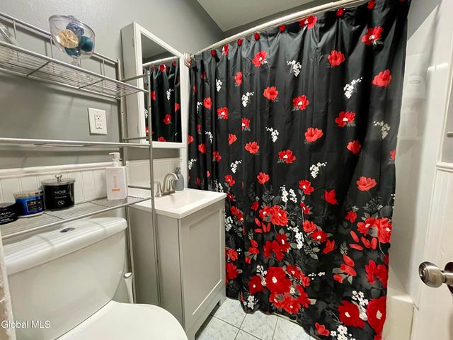 304 Dearborn Avenue, Schenectady, NY 12304