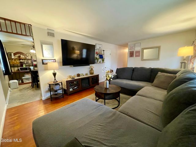 304 Dearborn Avenue, Schenectady, NY 12304