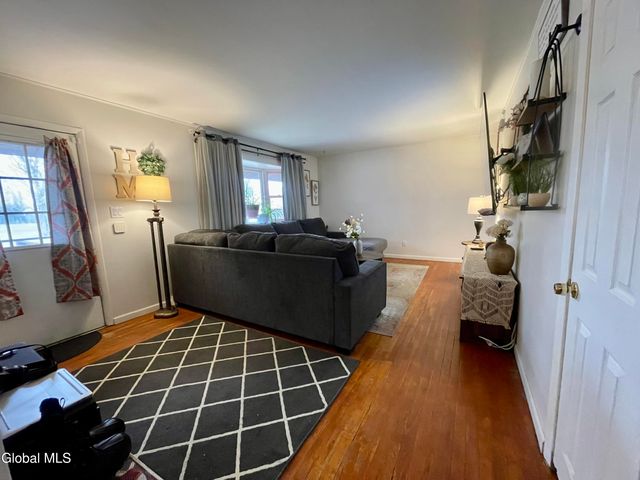 304 Dearborn Avenue, Schenectady, NY 12304