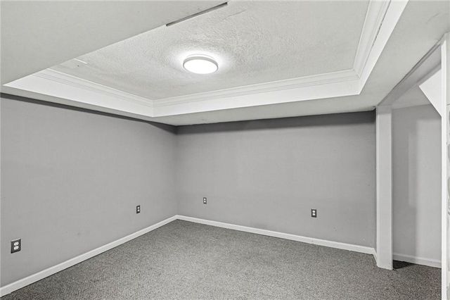 8002 Evanston Avenue, Raytown, MO 64138