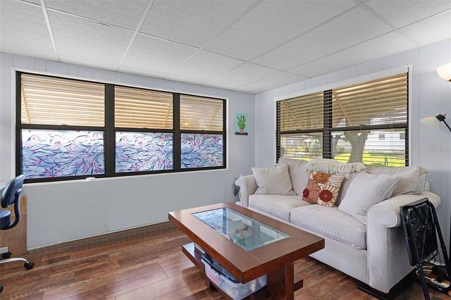 1717 PALM AIRE DRIVE, Lady Lake, FL 32159