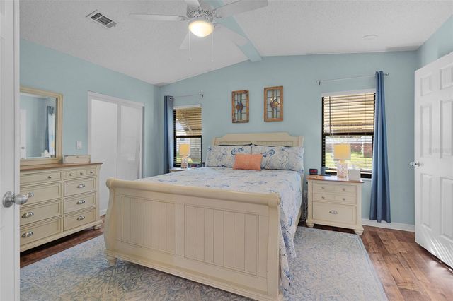 1717 PALM AIRE DRIVE, Lady Lake, FL 32159