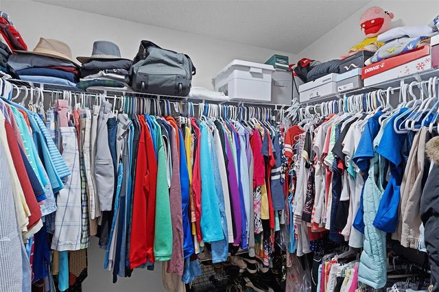 1717 PALM AIRE DRIVE, Lady Lake, FL 32159