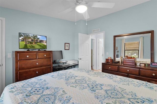 1717 PALM AIRE DRIVE, Lady Lake, FL 32159