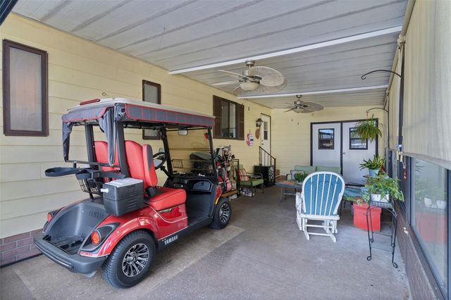 1717 PALM AIRE DRIVE, Lady Lake, FL 32159