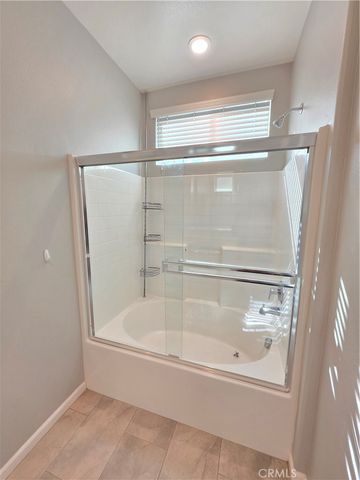 14910 W Castille, Sylmar, CA 91342