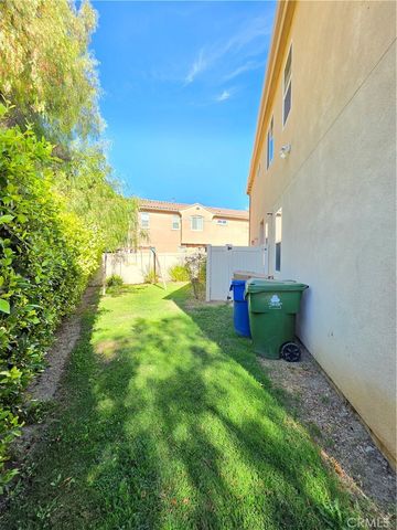 14910 W Castille, Sylmar, CA 91342