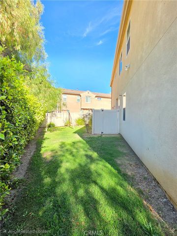 14910 W Castille, Sylmar, CA 91342