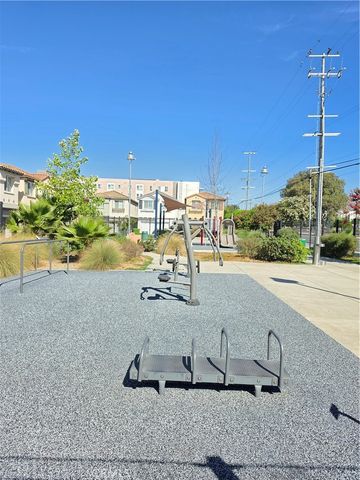 14910 W Castille, Sylmar, CA 91342