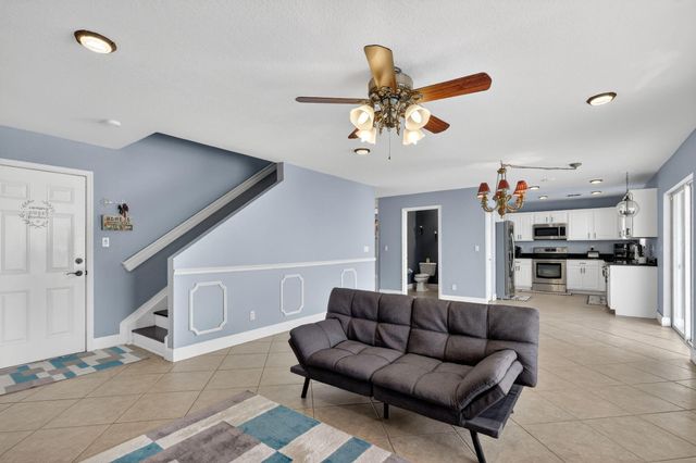 1991 SW Jamesport Drive, Port St. Lucie, Port St Lucie, FL 34953