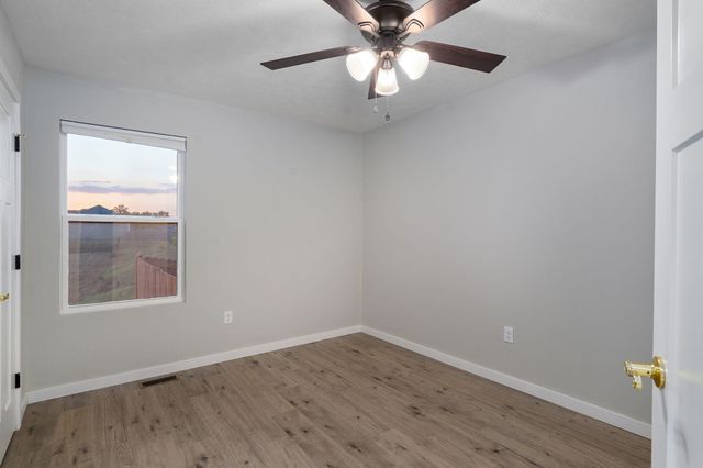 1459 E Habersham Street, Republic, MO 65738