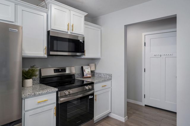 1459 E Habersham Street, Republic, MO 65738