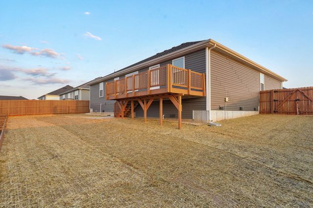1459 E Habersham Street, Republic, MO 65738