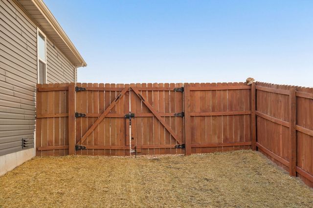 1459 E Habersham Street, Republic, MO 65738