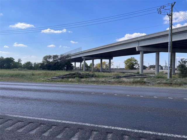 3100 S Dallas Avenue, Lancaster, TX 75146