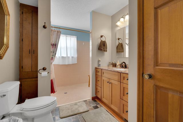 442 Carr Rd, Manchester, TN 37355