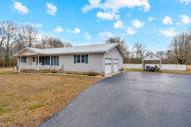 442 Carr Rd, Manchester, TN 37355