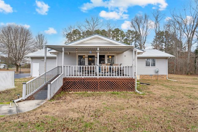 442 Carr Rd, Manchester, TN 37355