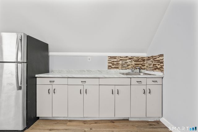 48 Park Terrace 3, Bridgeport, CT 06604