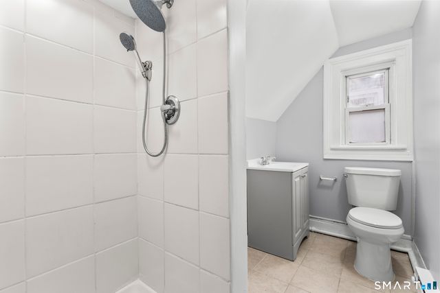 48 Park Terrace 3, Bridgeport, CT 06604