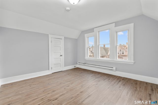 48 Park Terrace 3, Bridgeport, CT 06604