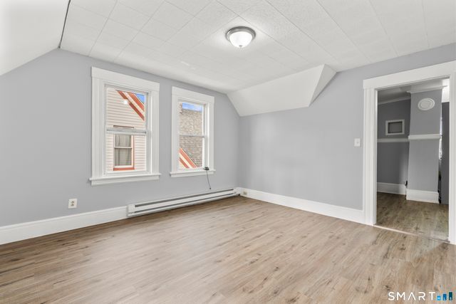 48 Park Terrace 3, Bridgeport, CT 06604