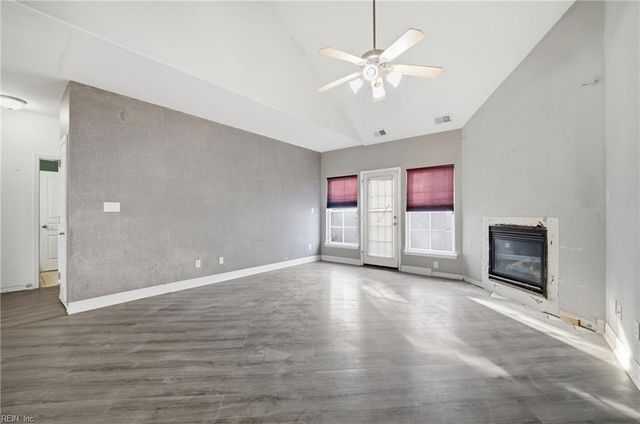 5029 Glen Canyon DR, Virginia Beach, VA 23462