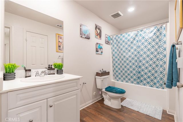 3531 E Avenue J4, Lancaster, CA 93535