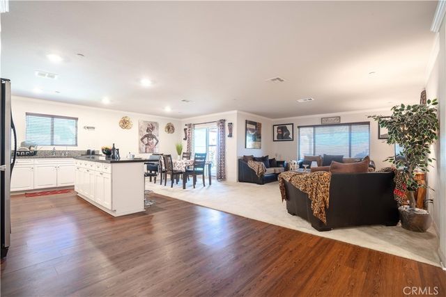 3531 E Avenue J4, Lancaster, CA 93535