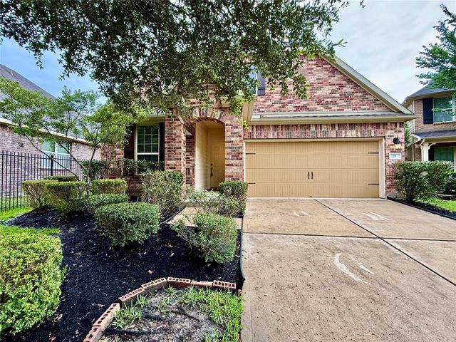 39 Butternut Grove Place, The Woodlands, TX 77375