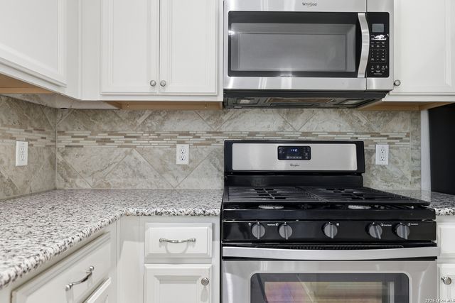 14003 LAUREL BR, San Antonio, TX 78245