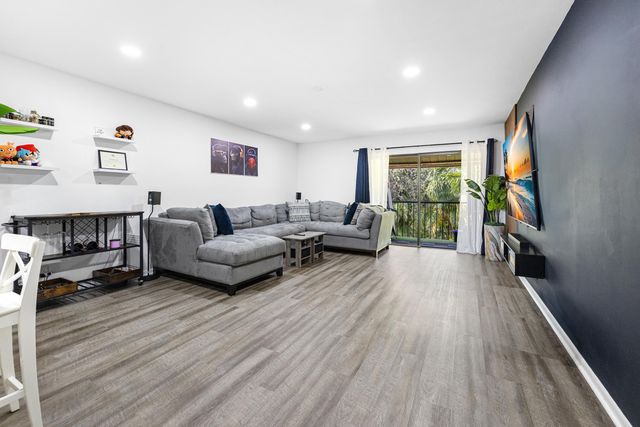 22415 SW 61ST Way 206, Boca Raton, FL 33428