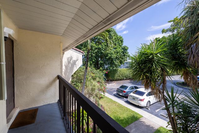 22415 SW 61ST Way 206, Boca Raton, FL 33428