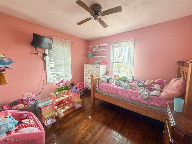 4089 Wyoga Lake Road, Stow, OH 44224