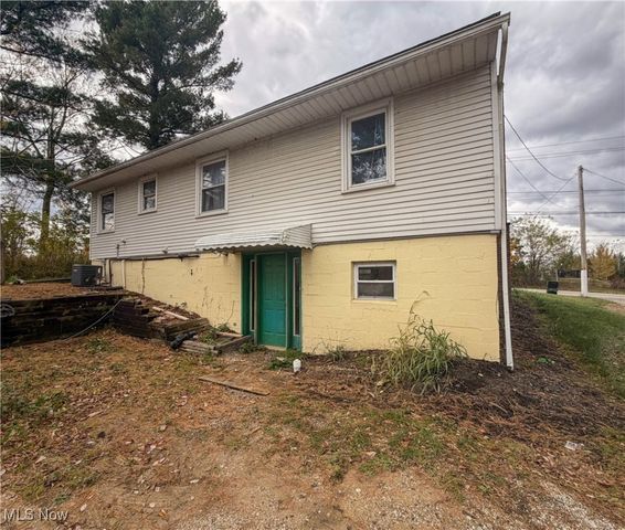 4089 Wyoga Lake Road, Stow, OH 44224