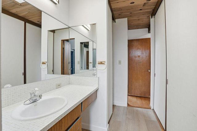 827 Cumberland Drive, Sunnyvale, CA 94087