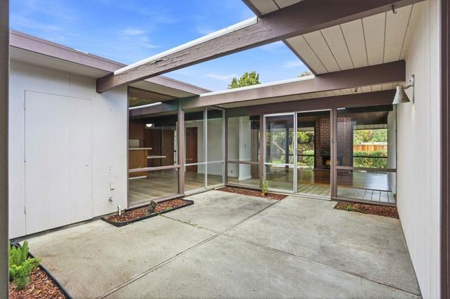 827 Cumberland Drive, Sunnyvale, CA 94087