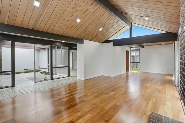 827 Cumberland Drive, Sunnyvale, CA 94087