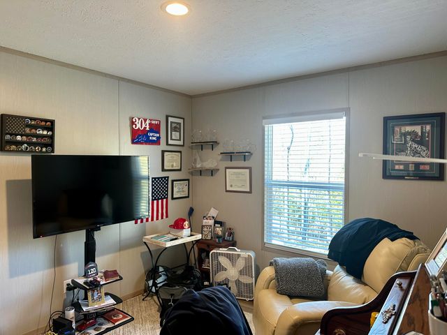 1192 Fount Hubbard Road, London, KY 40741