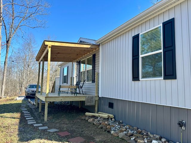 1192 Fount Hubbard Road, London, KY 40741