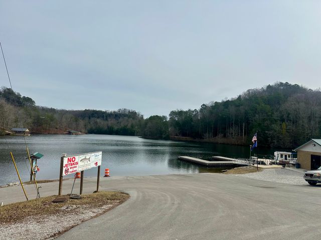 1192 Fount Hubbard Road, London, KY 40741